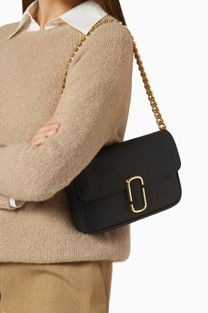 The J Marc Shoulder Bag in Leather Black - Marc Jacobs product image 5
