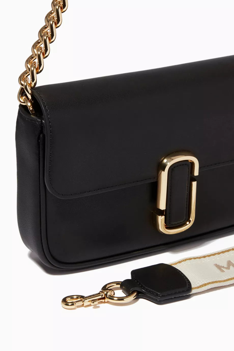 The J Marc Shoulder Bag in Leather Black - Marc Jacobs product image 4