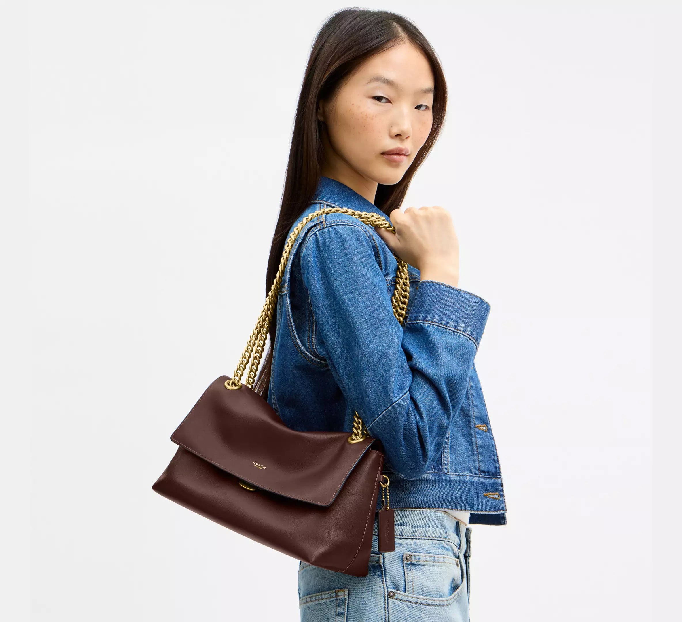 Chelsea Shoulder Bag 30 With Chain Brass/Maple
