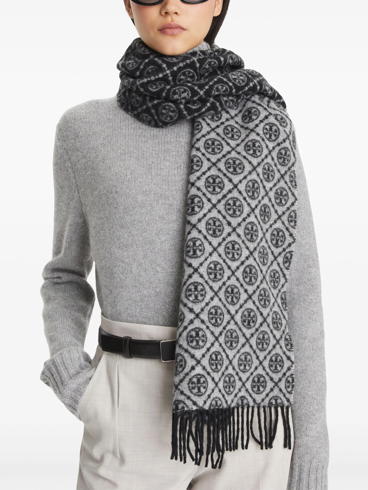 T-Monogram oblong scarf