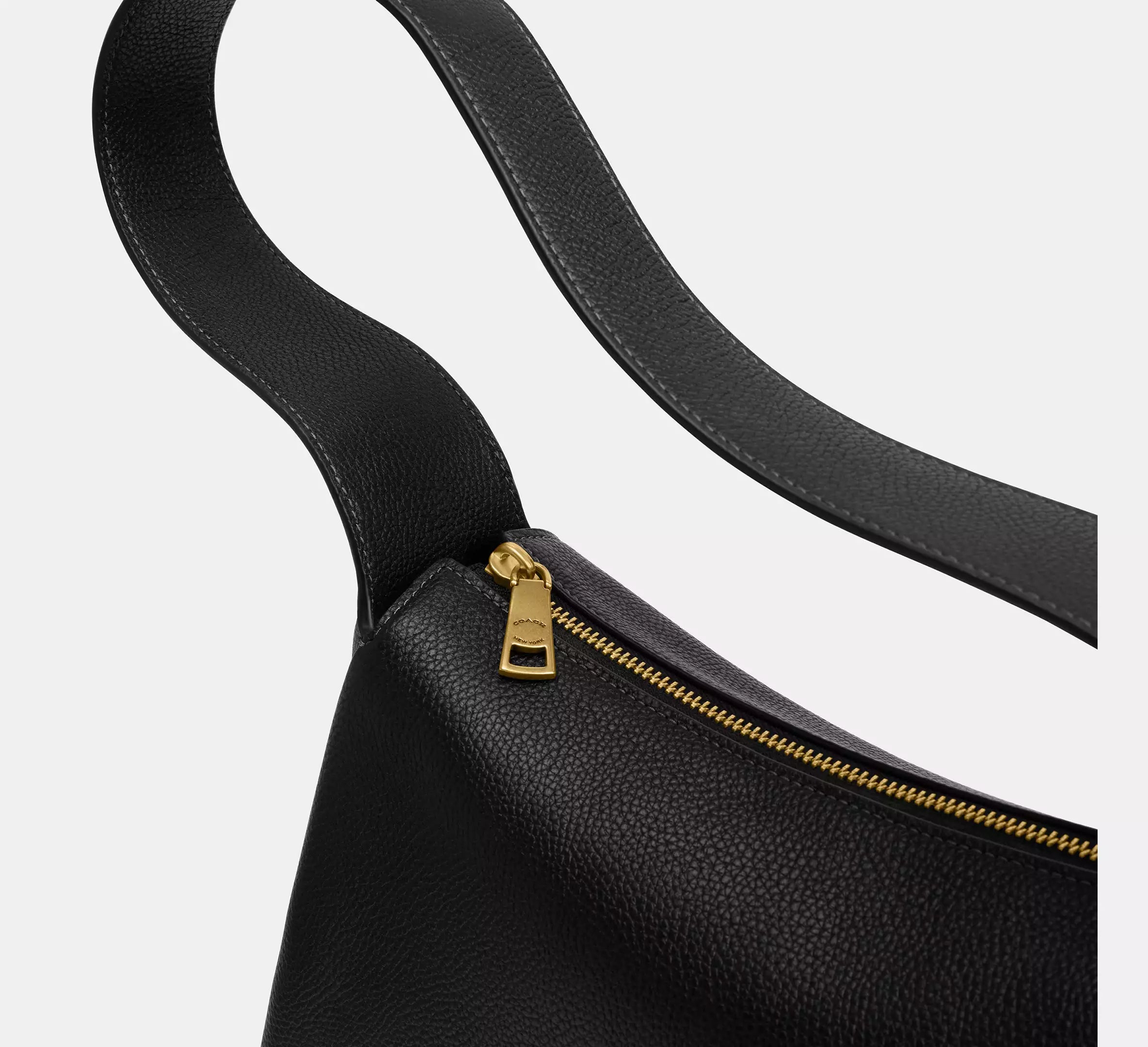 Lola Shoulder Bag Black – Original – Immediate Delivery Egypt